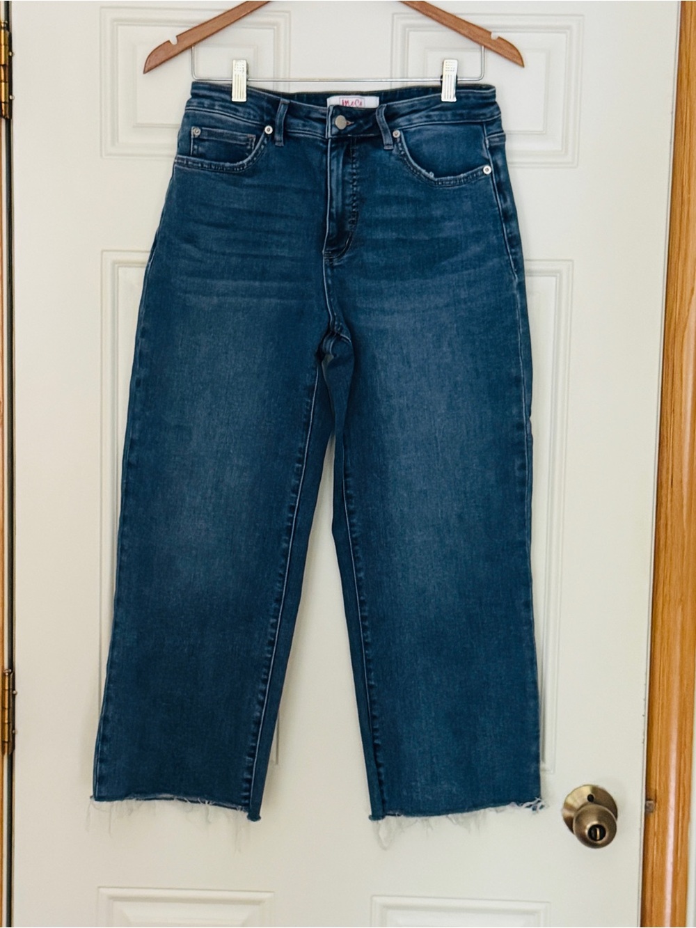 High-Rise wide Leg Cropped Women's Jeans in Dark Blue